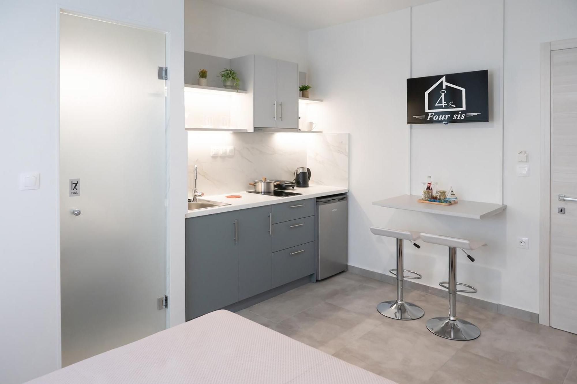 Four Sis Rooms Mangana Εξωτερικό φωτογραφία