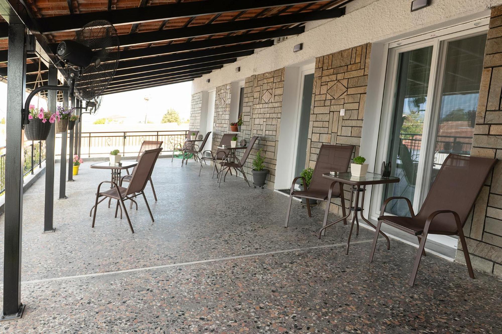 Four Sis Rooms Mangana Εξωτερικό φωτογραφία